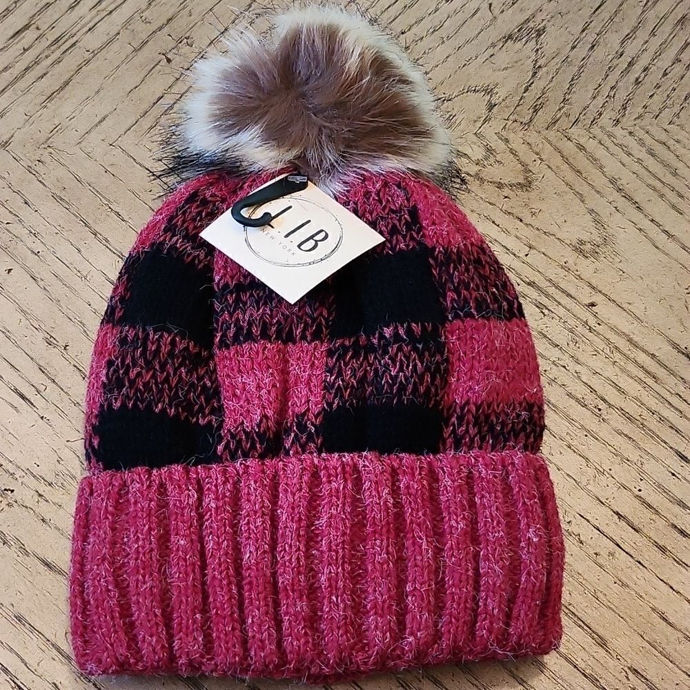 Cozy red plaid beanie NWT